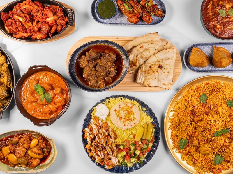 Noon Cafe & Curry food